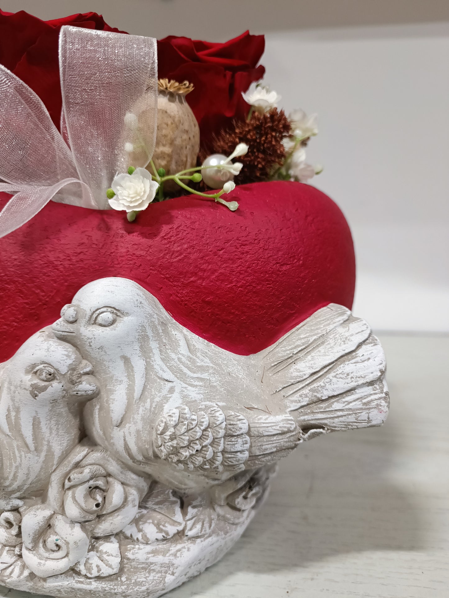 Composizione con rosa stabilizzata