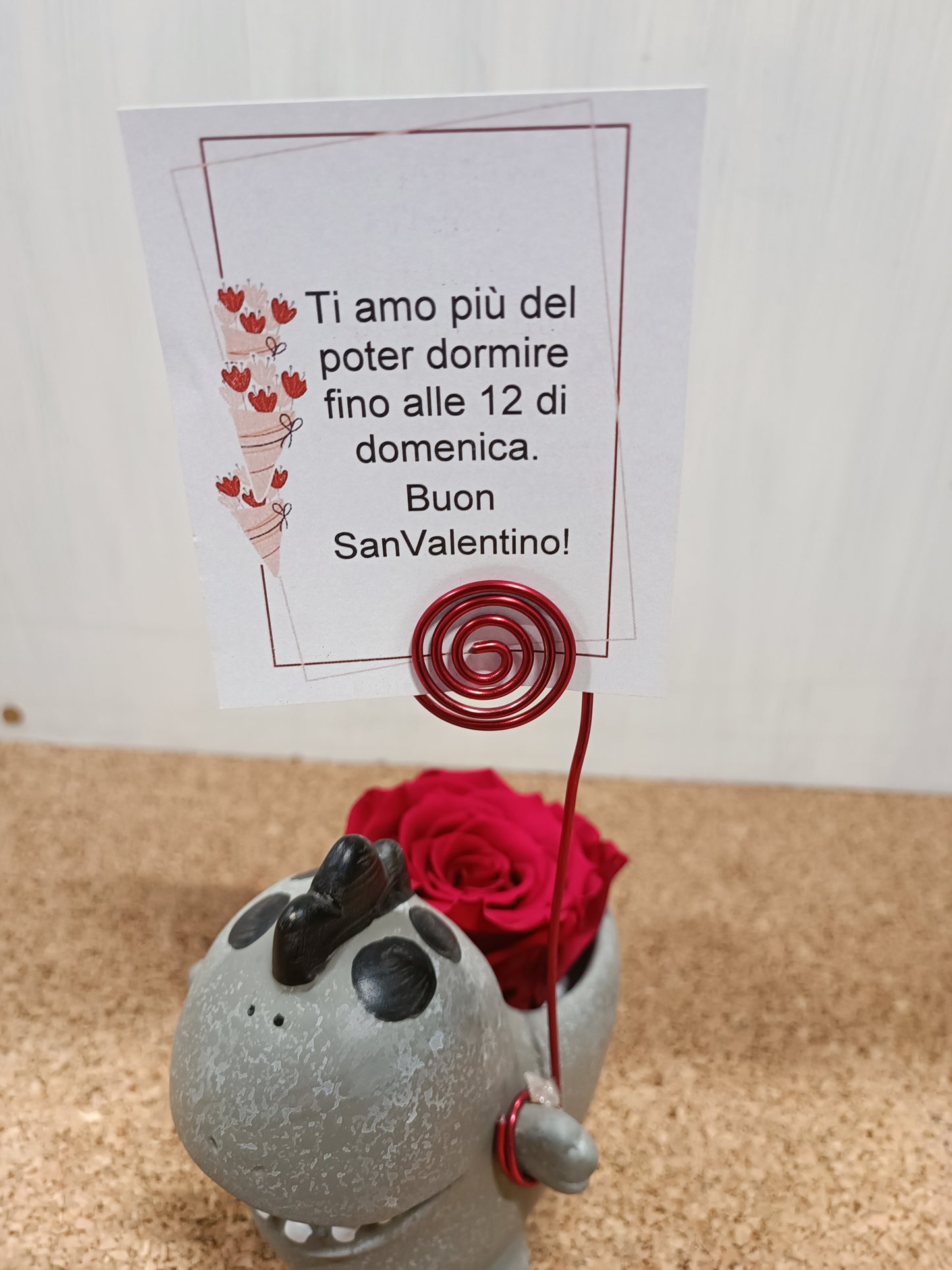 Dino con rosa stabilizzata COD: 041