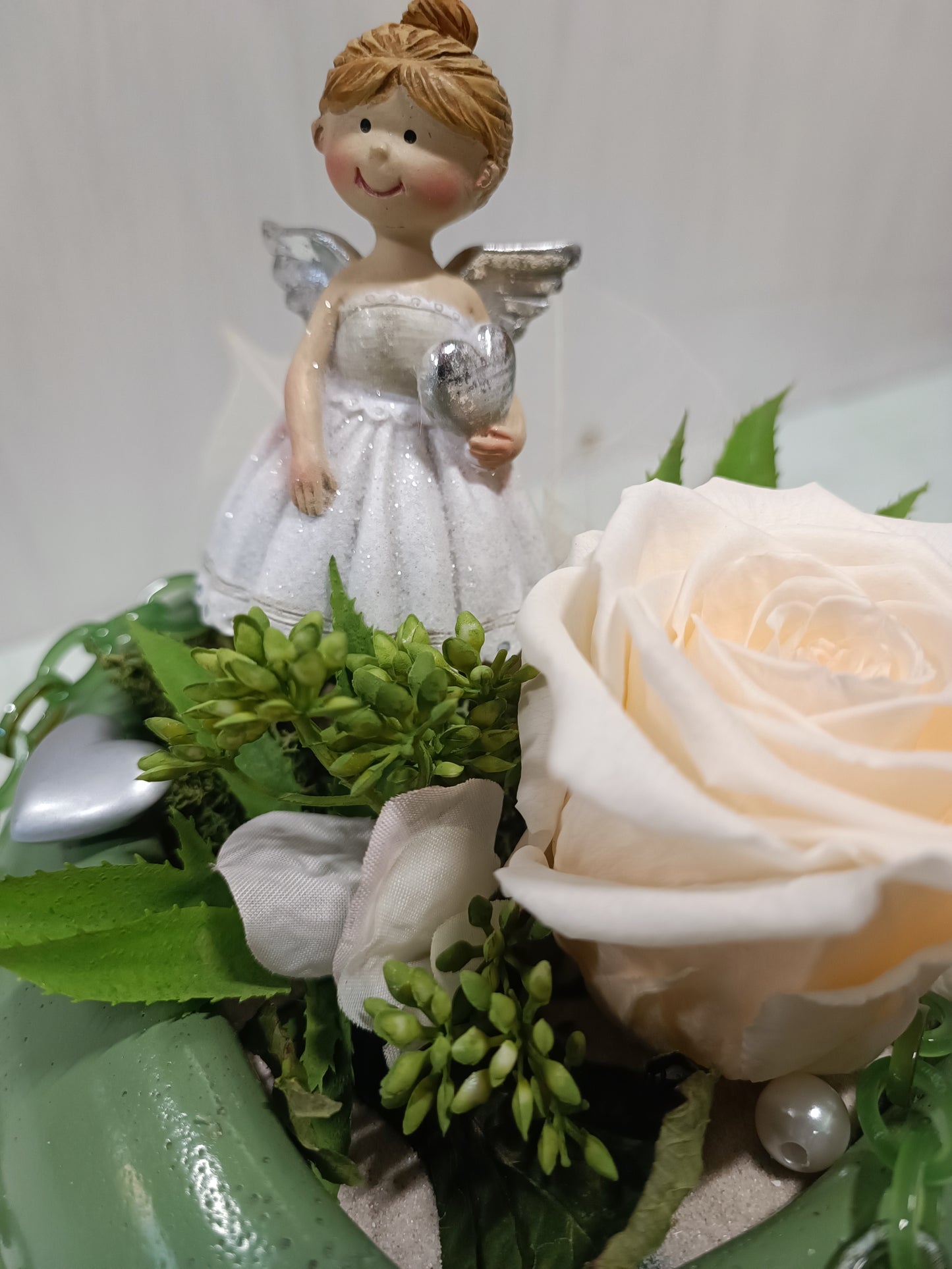 Composizione con rosa stabilizzata