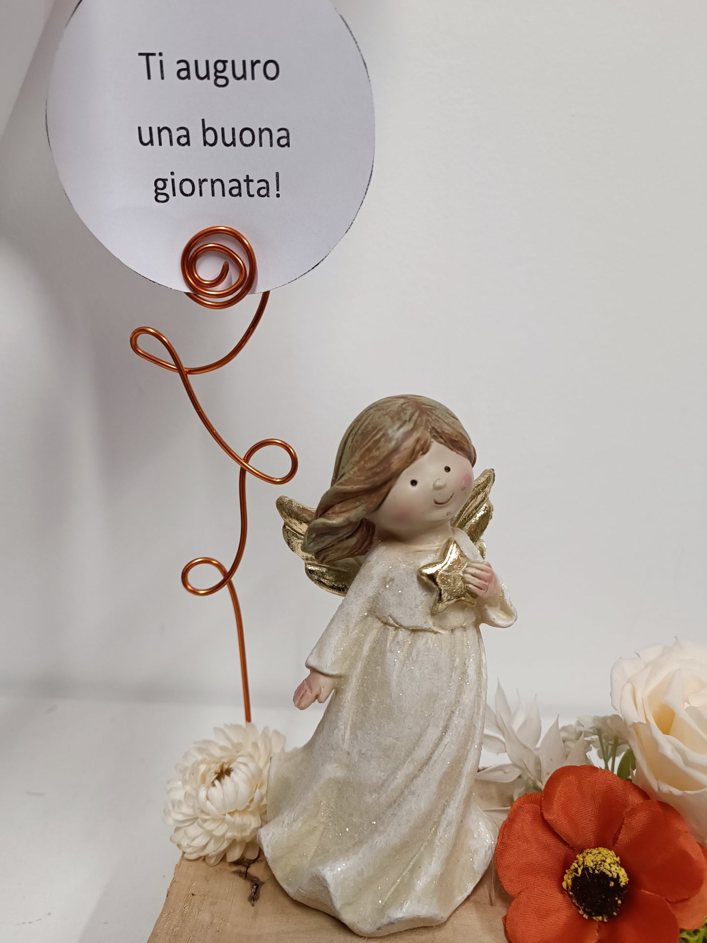 Composizione con rosa stabilizzata